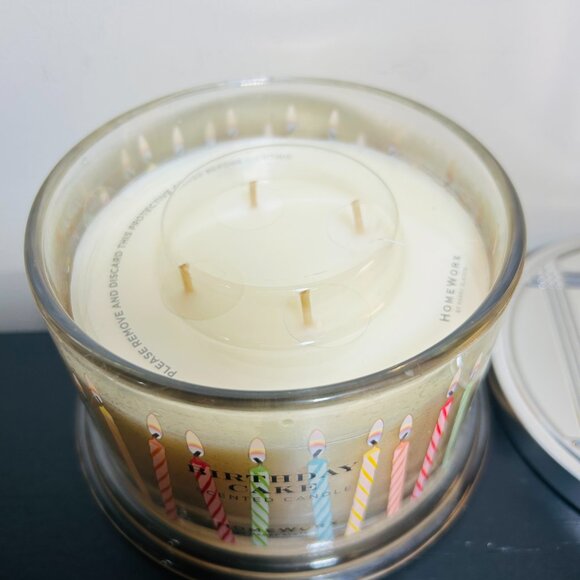 HomeWorx by Slatkin Birthday Cake 4-Wick 18 oz Candle NEW - Picture 3 of 4